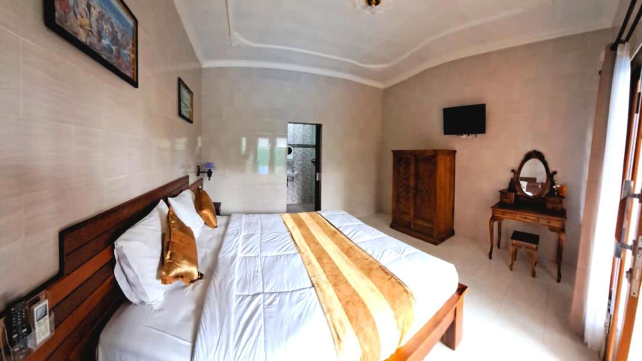 Wahyuga Sari Guest House Nita Salon & Spa Lembongan Exterior photo