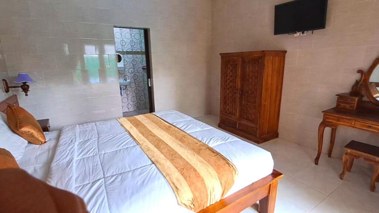 Wahyuga Sari Guest House Nita Salon & Spa Lembongan Exterior photo
