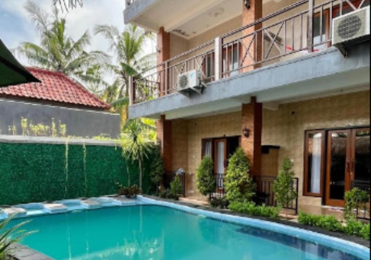 Wahyuga Sari Guest House Nita Salon & Spa Lembongan Exterior photo
